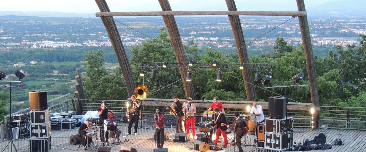 Sir Jean et NMB Afrobeat Experience